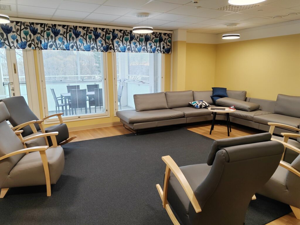 Päihdekuntoutumisyksikön ryhmätila