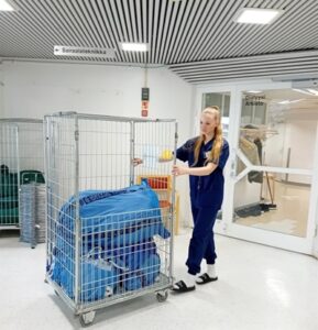 Heinäkuu yllätti ja opetti – nuoret kesätyöntekijät Ekhvalla